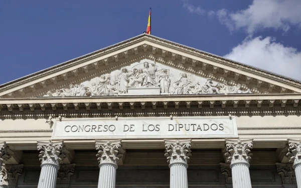 Main façade of the Congress of Deputies (lower house) in Madrid. | Credit: Nicolás de Cárdenas/ACI Prensa