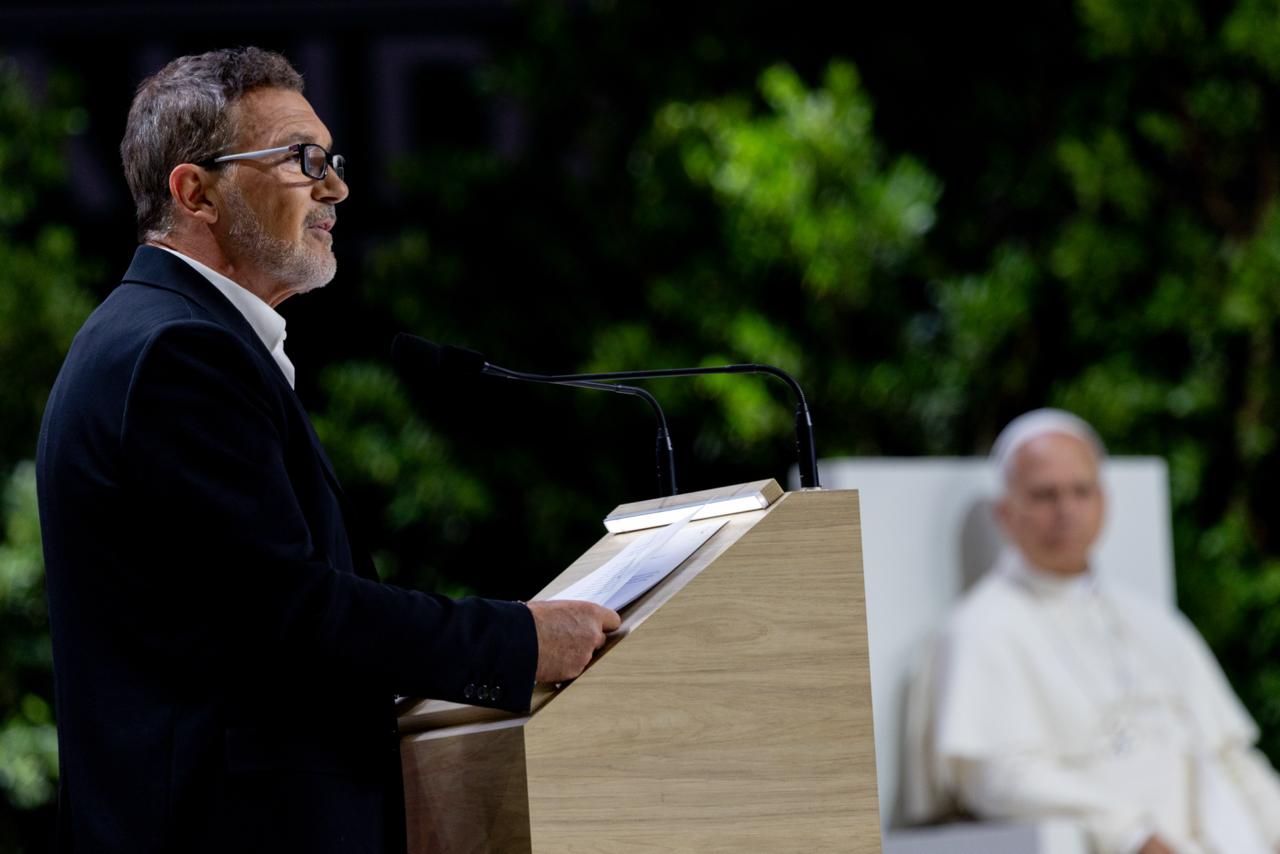 Antonio Banderas tells Pope Leo XIV: 'I am a victim of God’s