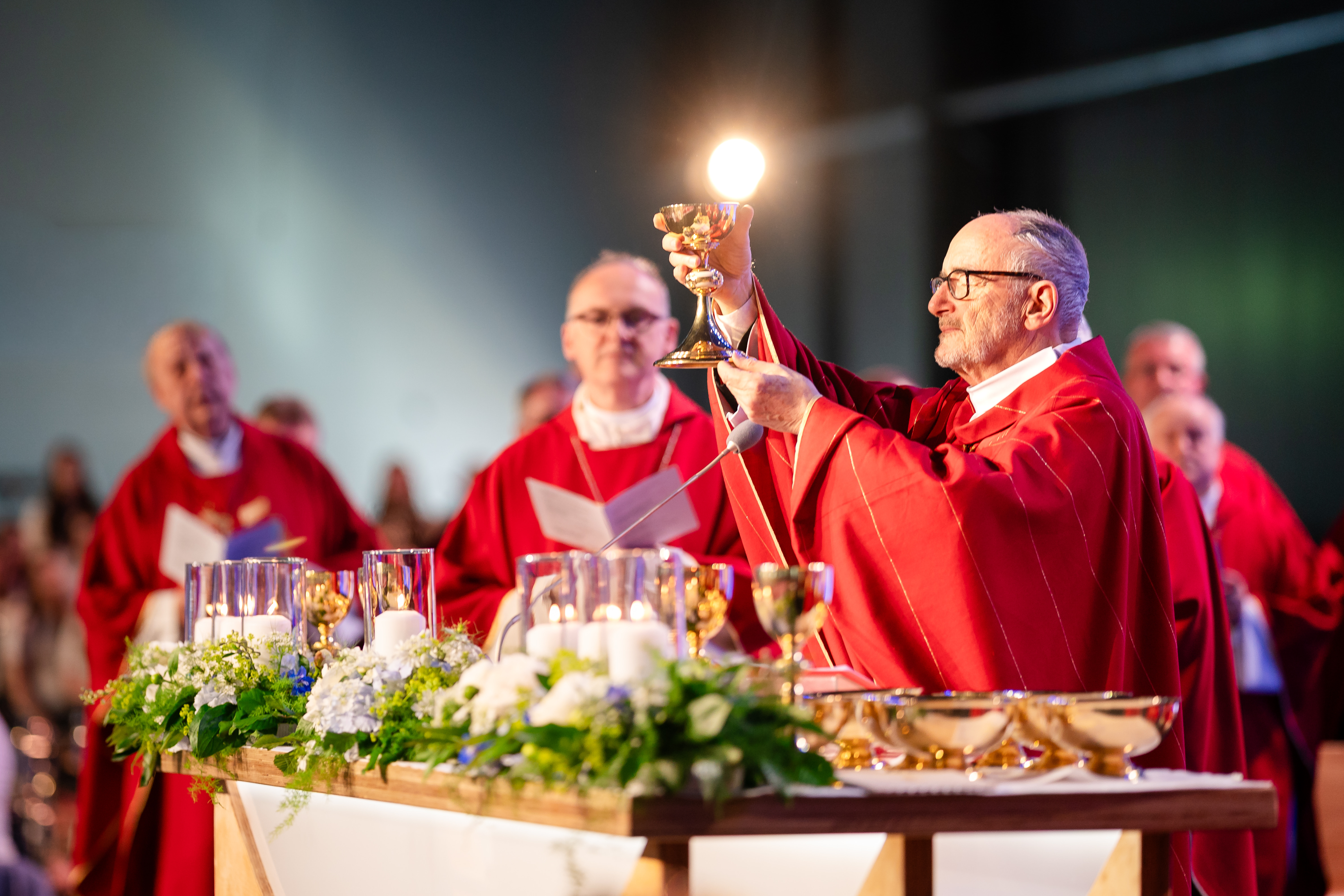 Cardinal Czerny beatifies Czech priests killed by communists