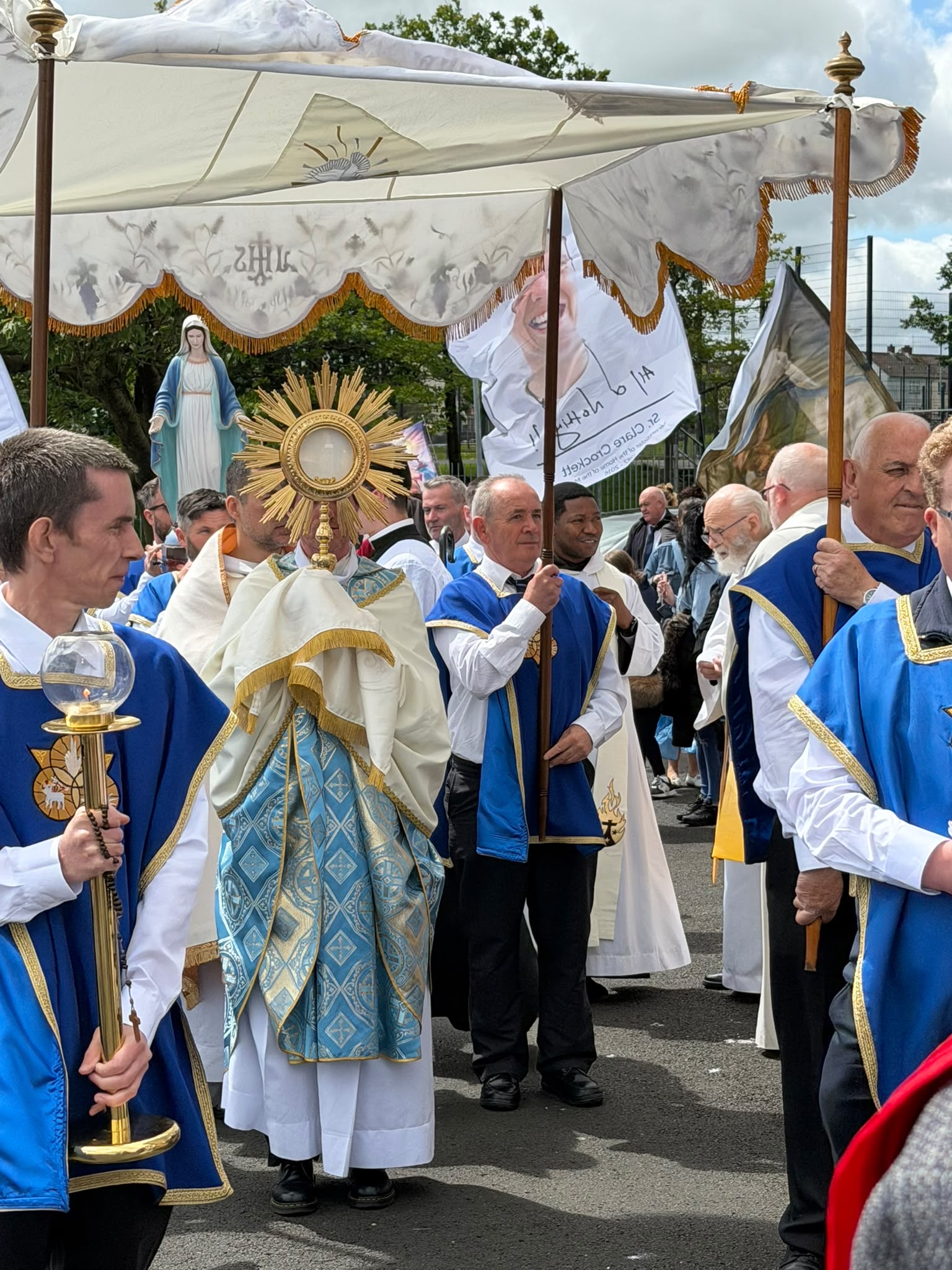 In Derry City, Northern Ireland, on June 13, 2026, to mark the feast of the Immaculate Heart of Mary, thousands took part in a Eucharistic procession that completed its route in the shadow of the city's famous walls. | Credit: Photo courtesy of Worldwide Marian Procession