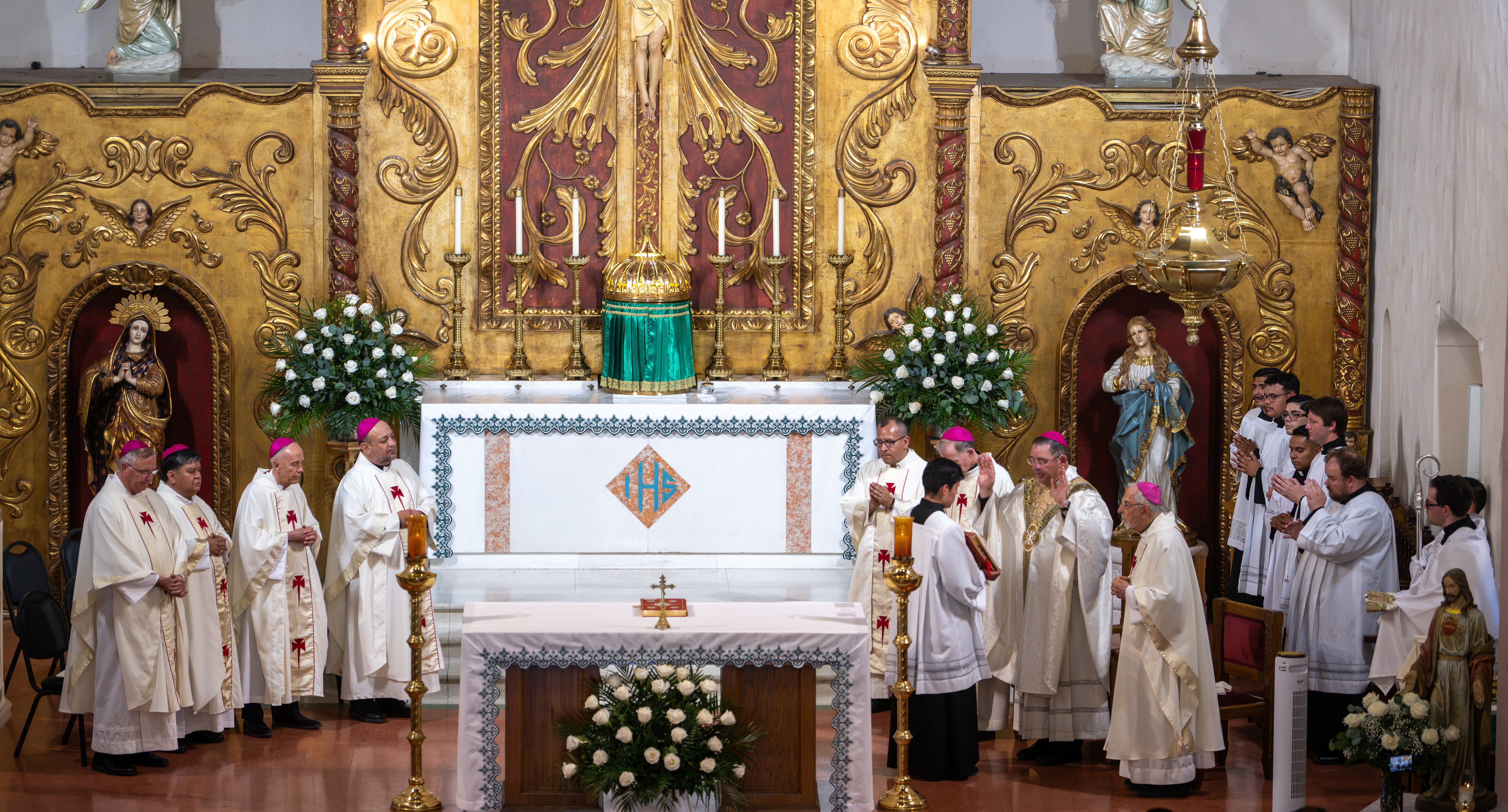 U.S. and Mexican bishops celebrate the Border Mass 250 at Sacred Heart Church in Nogales, Arizona, on June 26, 2026. | Credit: Photo courtesy of Brett Meister/Diocese of Phoenix