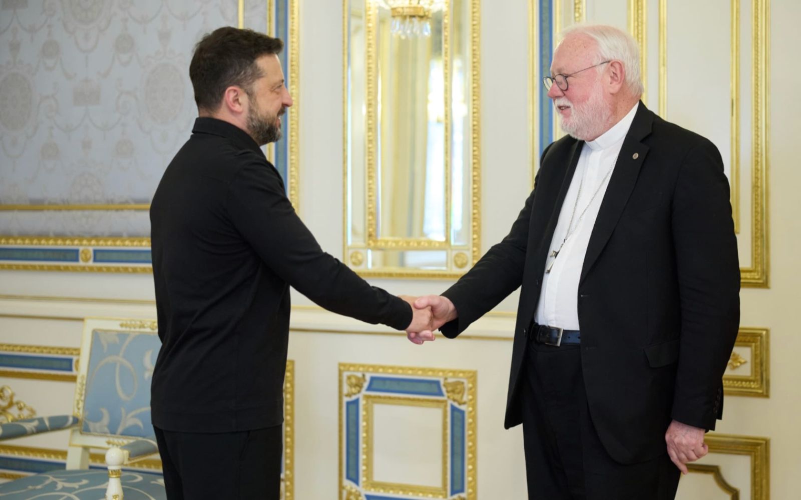 Tras visita de Mons. Gallagher, el Vaticano estudiará si es posible un viaje del Papa a Ucrania