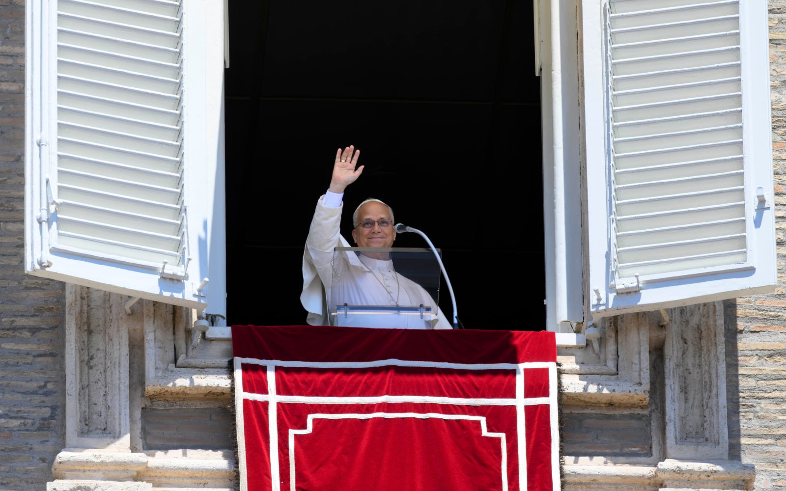 El Papa rezó el Ángelus de este domingo 2 de agosto desde el balcón del Palacio Apostólico del Vaticano. Crédito: Vatican Media