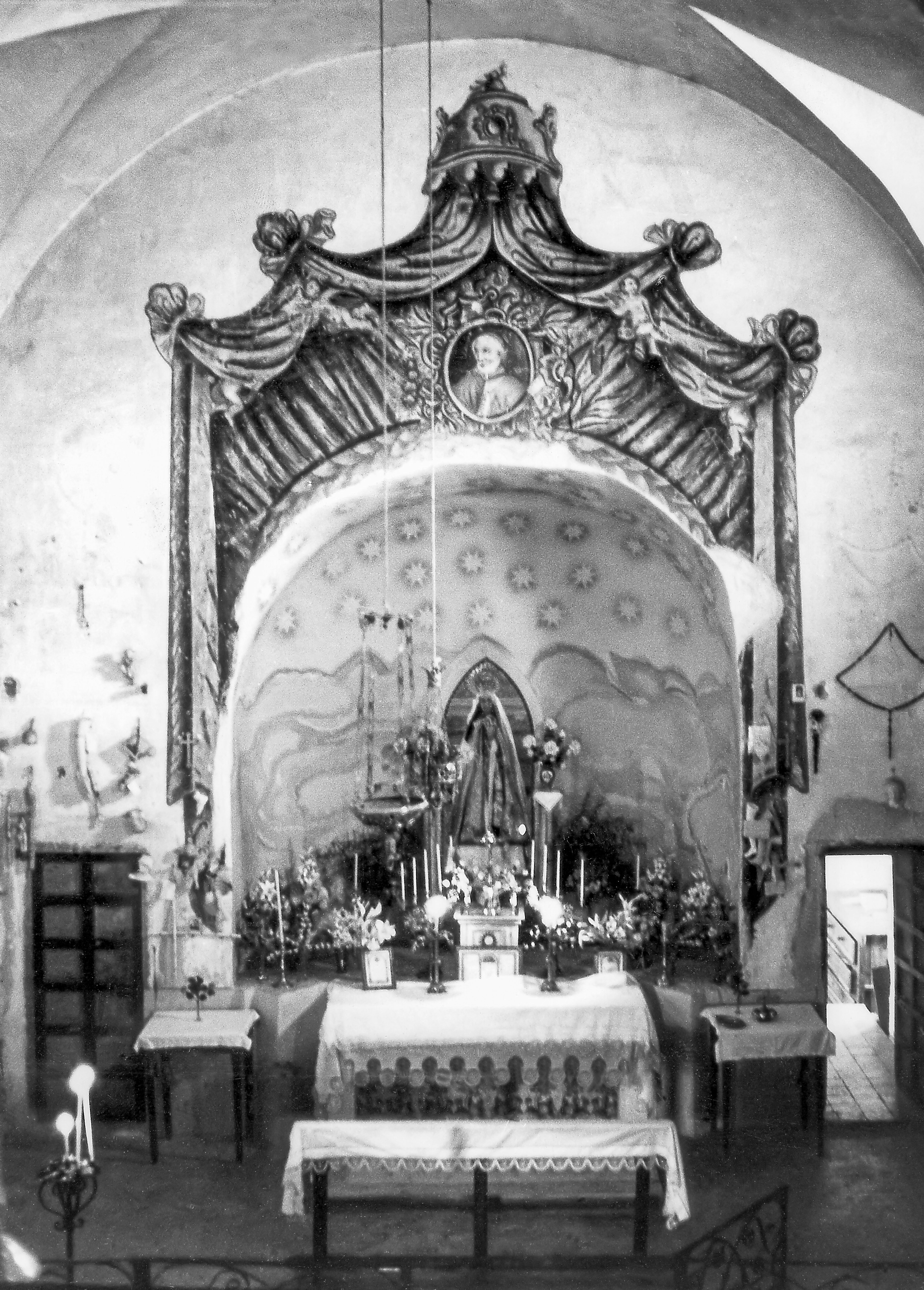 La talla medieval de Nuestra Señora de los Ángeles en la ermita originaria de Torreciudad. | Crédito: Opus Dei.