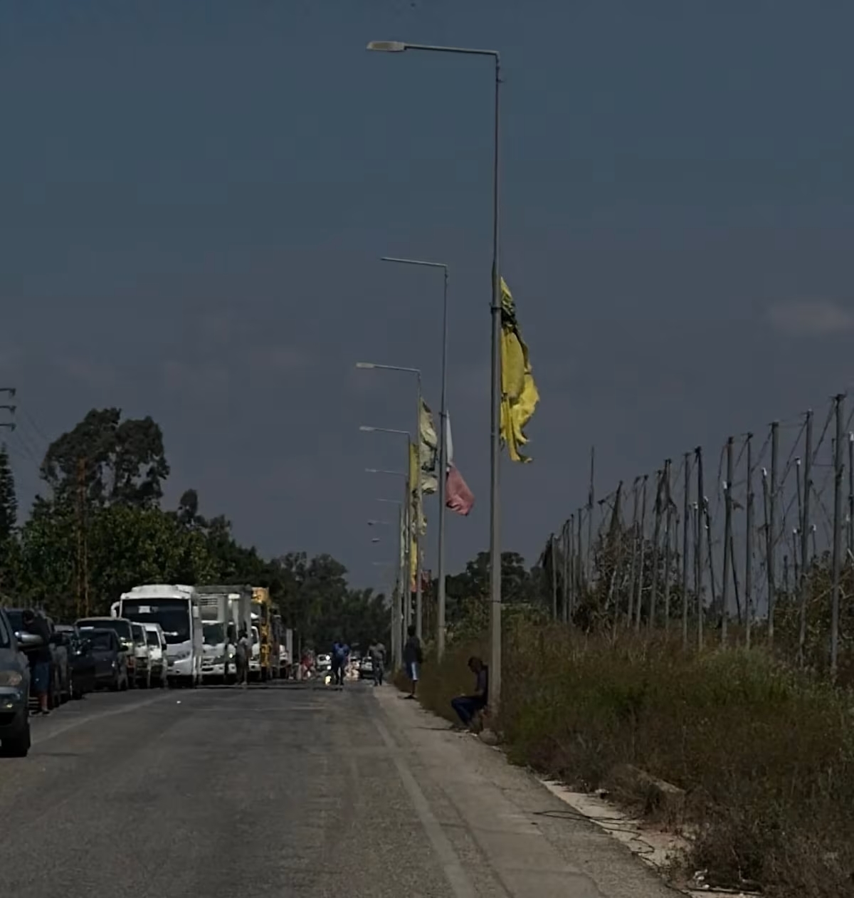 Vehículos que regresan a las aldeas cristianas del sur del Líbano. Crédito: Romy Haber/ACI MENA