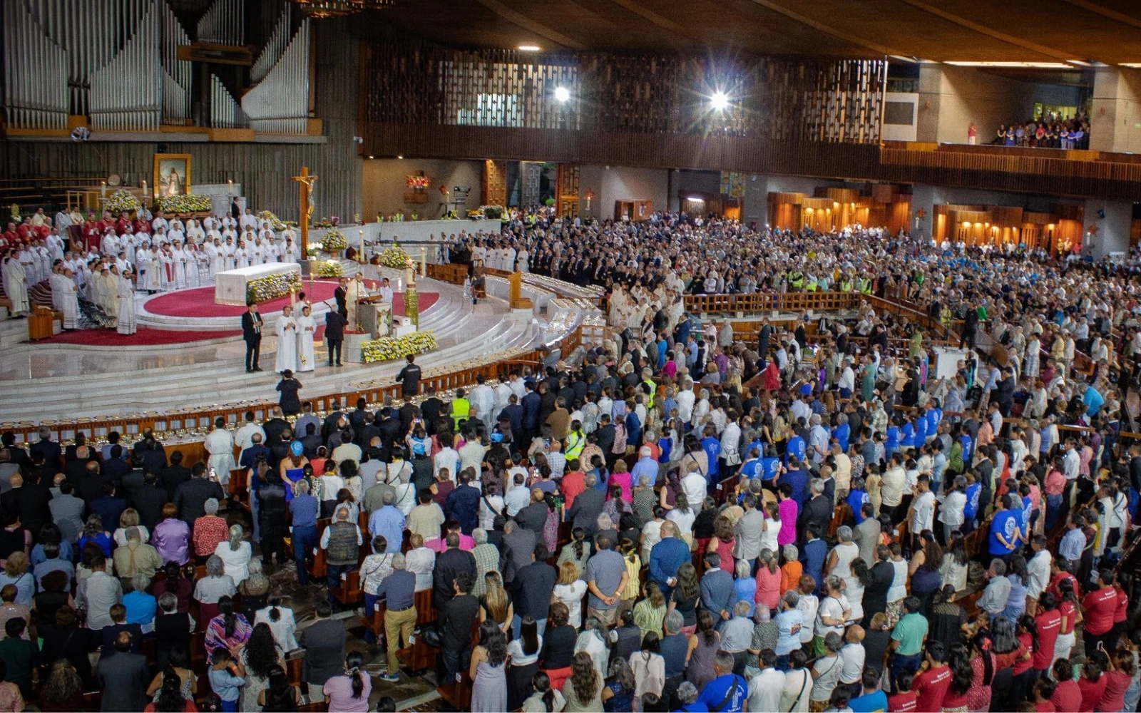 Missa pelos 50 anos do Caminho Neocatecumenal no México. | Crédito: Insigne e Basílica Nacional de Santa Maria de Guadalupe