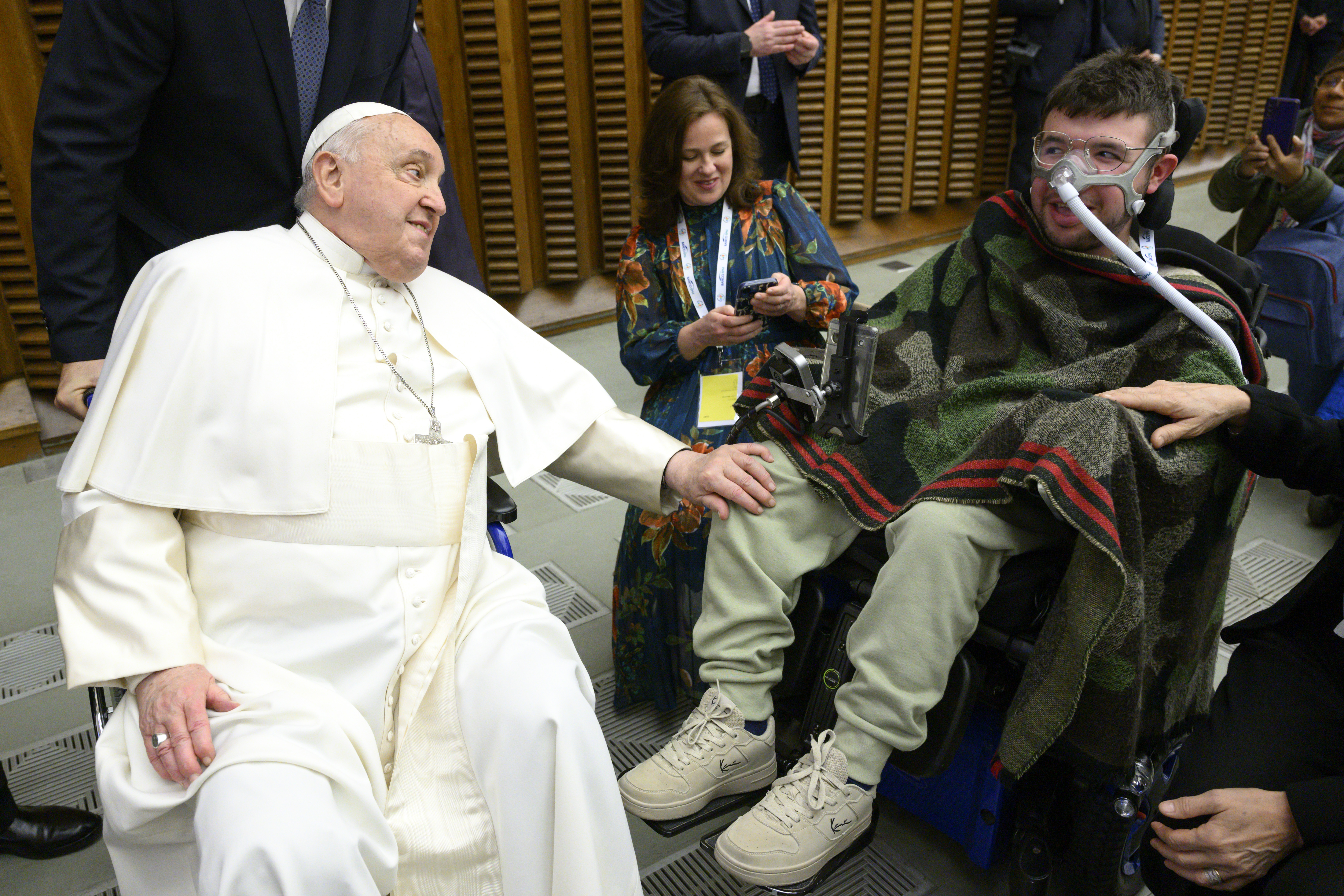 Giacomo, en un encuentro con Francisco. Crédito: Vatican News.