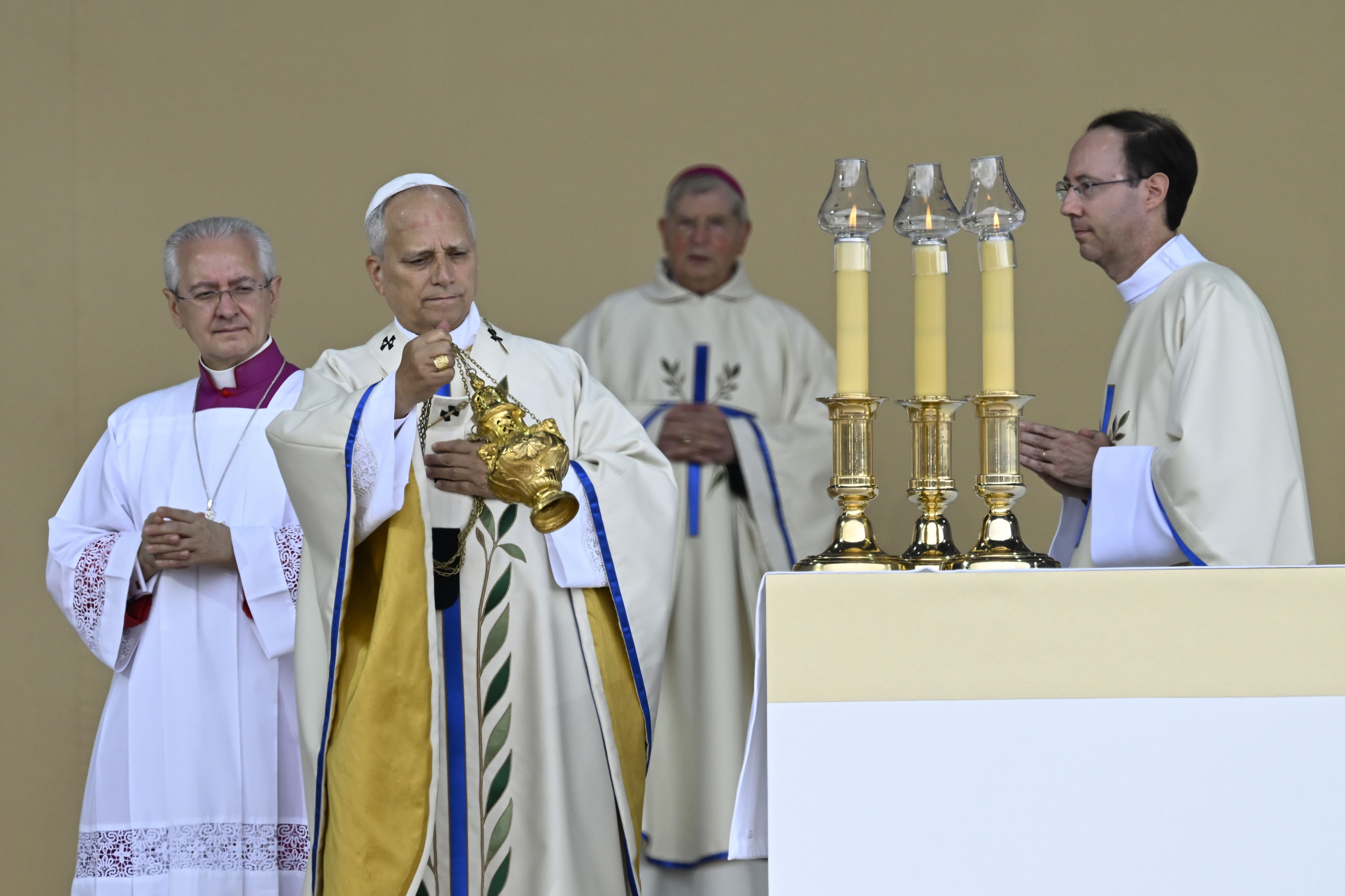 Pope Leo XIV incenses the altar during Mass on Sept. 26, 2026, at Place de la Concorde in Paris. | Credit: Vatican Media