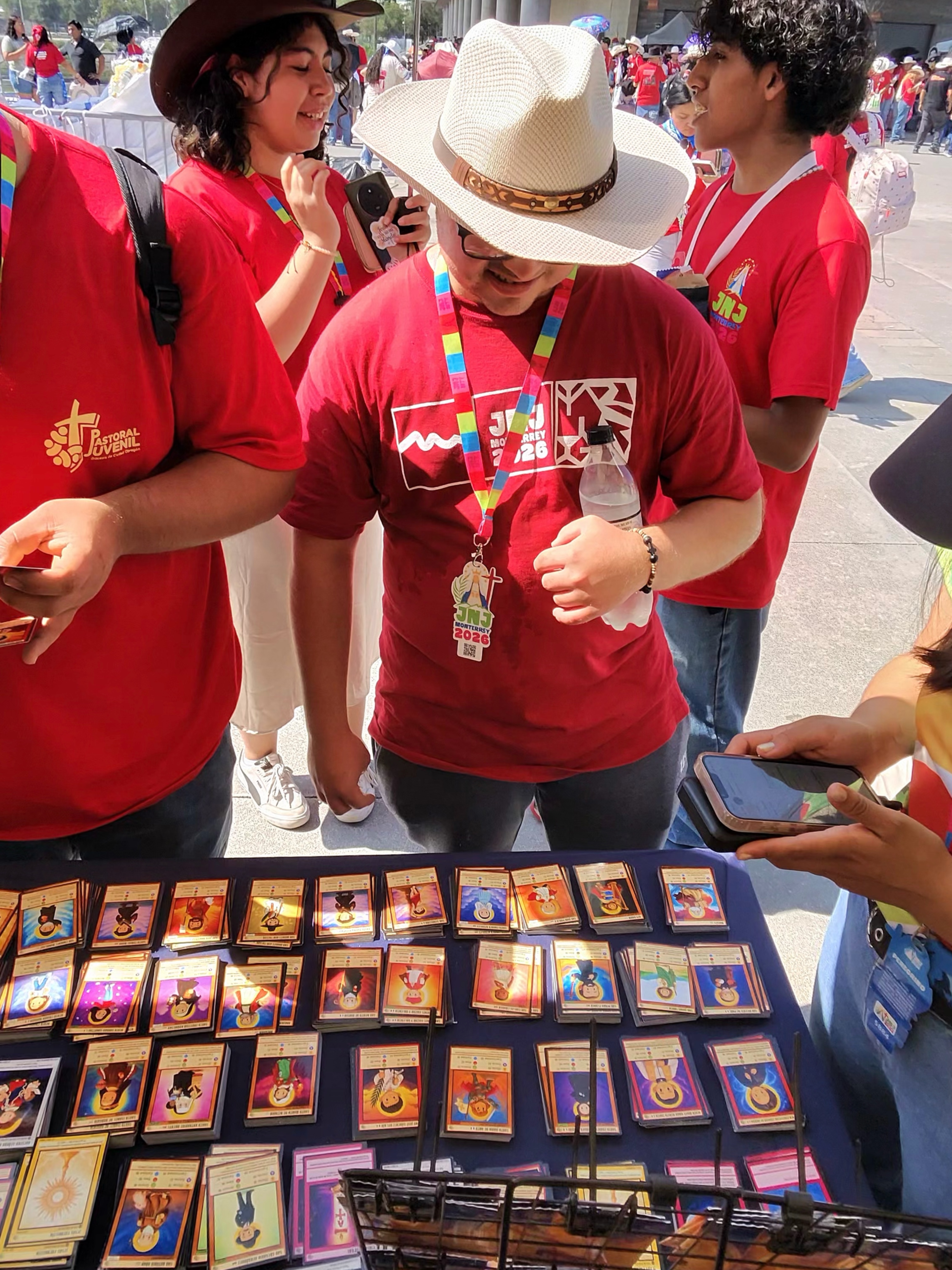 “Llamados al Reino”: el juego de cartas católico. Crédito: Erick Trejo
