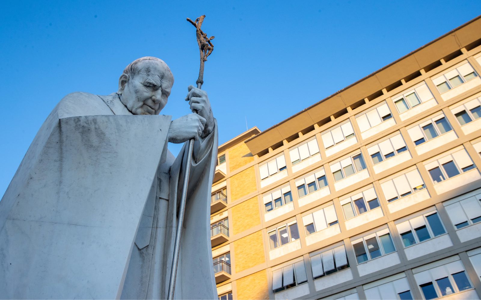 Doctors confirm Pope Leo XIV’s operated lung is recovering well