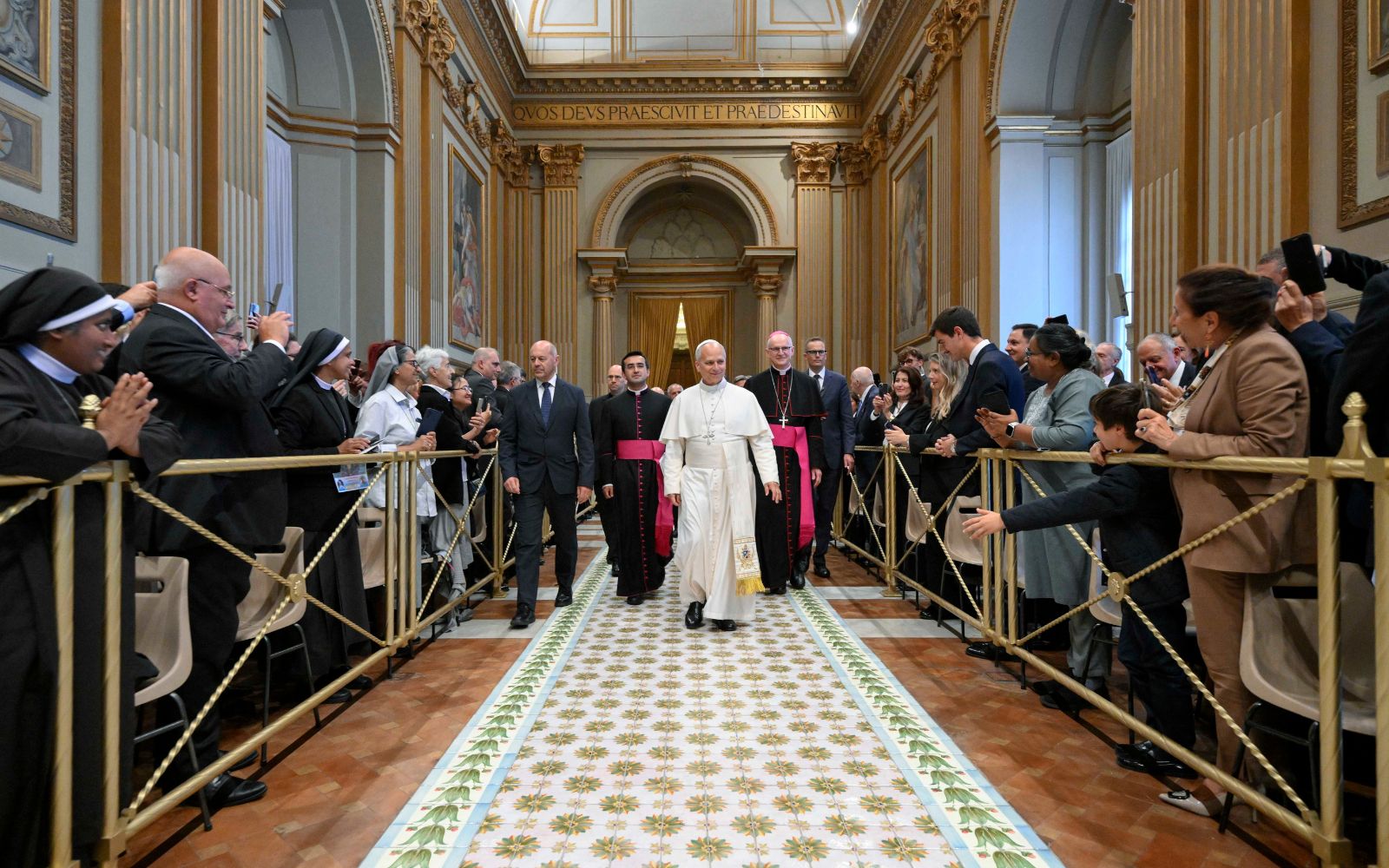 El Papa León XIV recibió el lunes 12 de octubre de 2026 a miembros de la asociación católica Circolo de San Pietro. Crédito: Vatican Media.