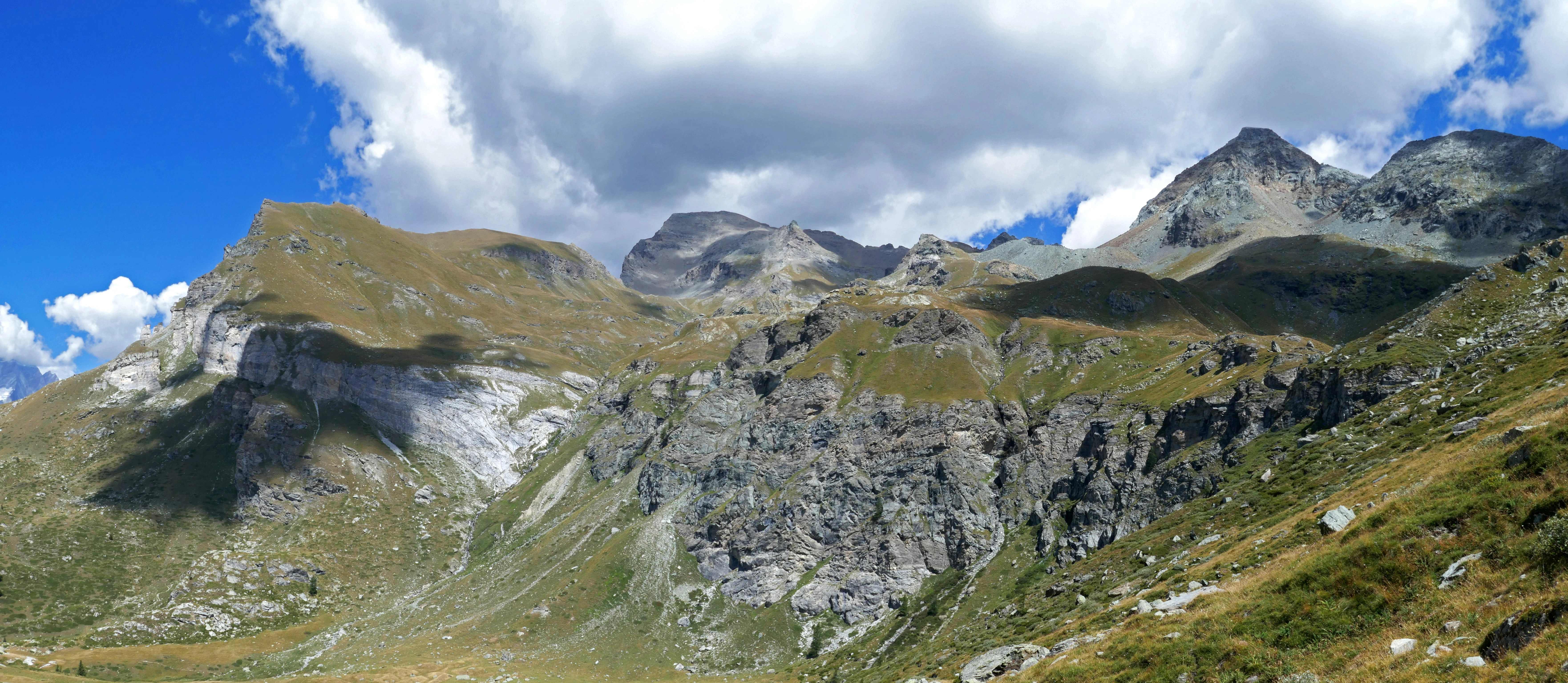 Pier Giorgio Frassati maakte een tweedaagse klim op de Grand Tournalin, een 11.086 voet hoge piek in de Italiaanse Aostavallei. Publiek domein