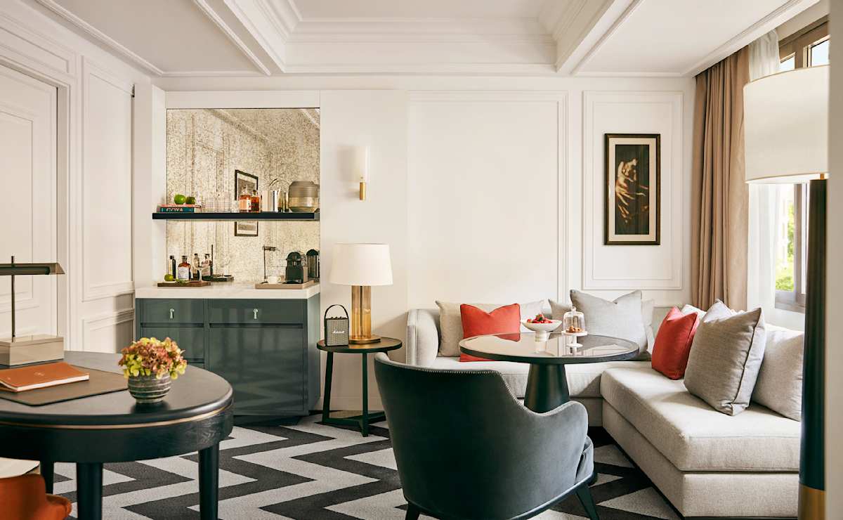 Luxury Rosewood Resorts & Residences | Exclusive Resorts