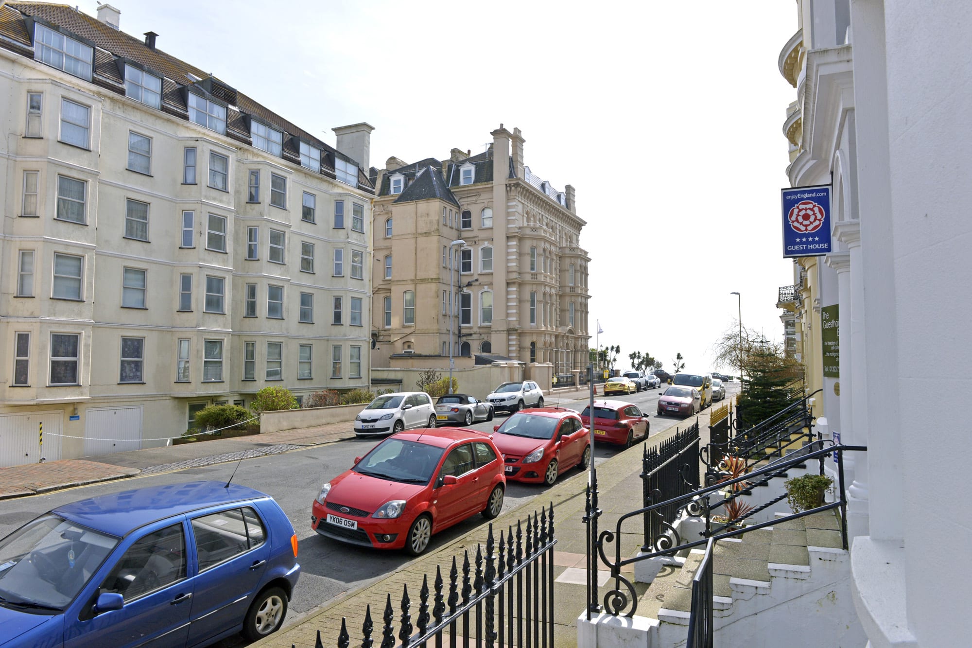 Holiday flats Eastbourne with one bedroom for romantic getaways