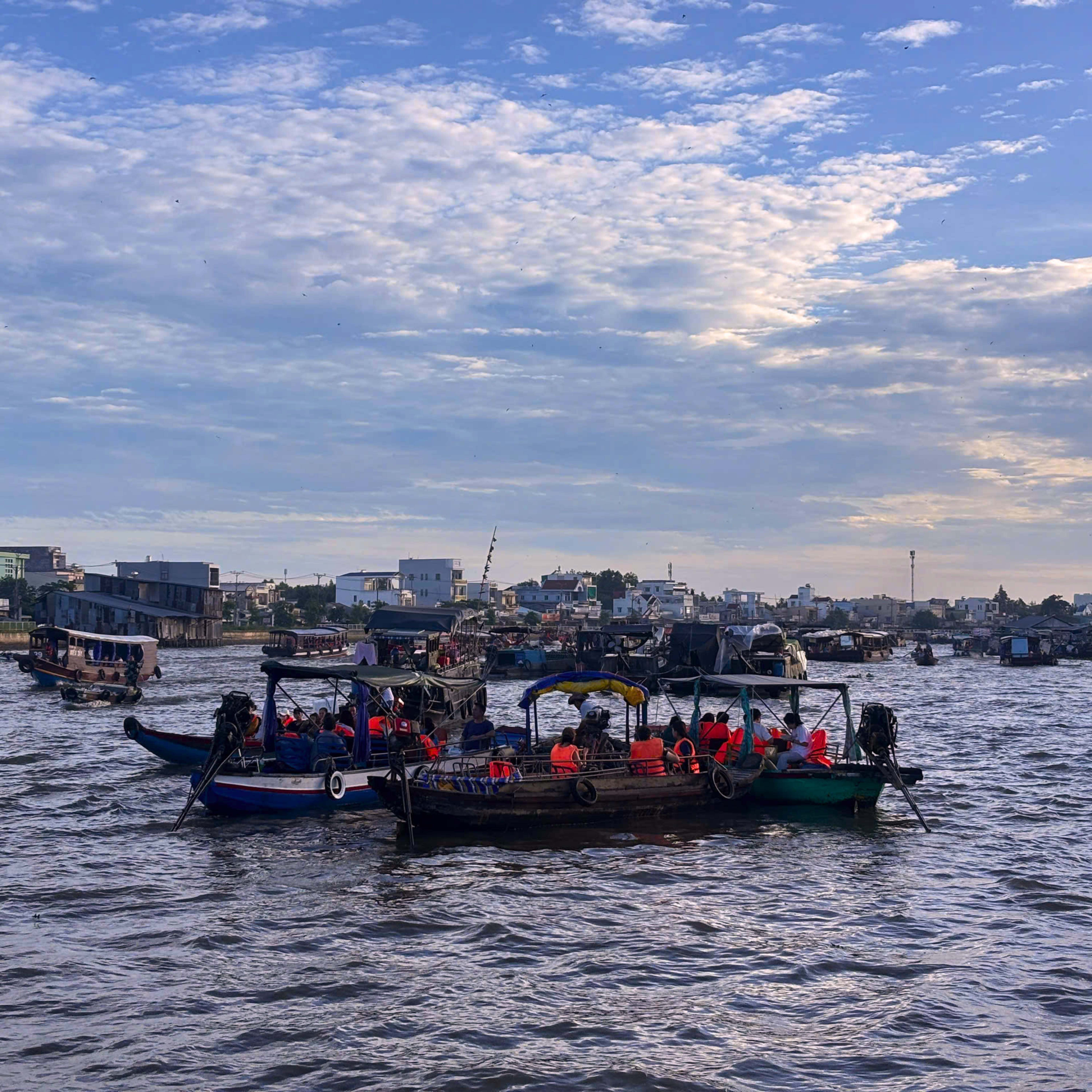 Chợ Nổi Cái Răng
