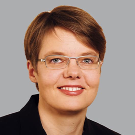 Christine Legner