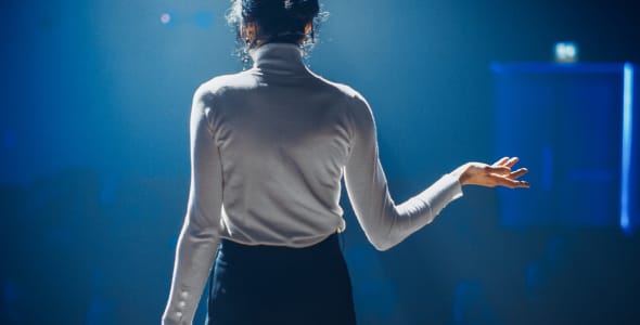 Parler en public: 6 astuces pour diminuer son stress