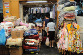 Zangi Yechezkel, Linen and Beddings