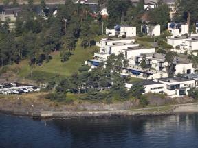 D813606B-F486-40A2-8A2E-44E2E805A711