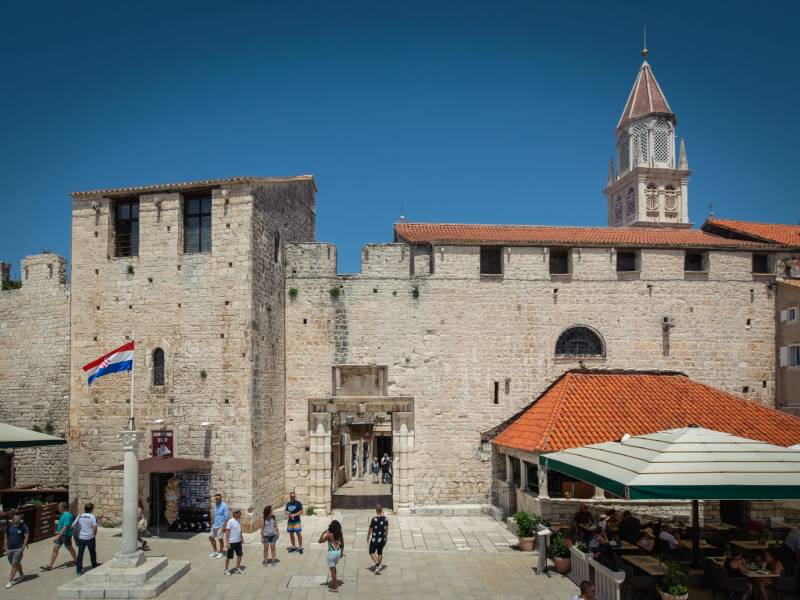 Porta marina (južna vrata) 