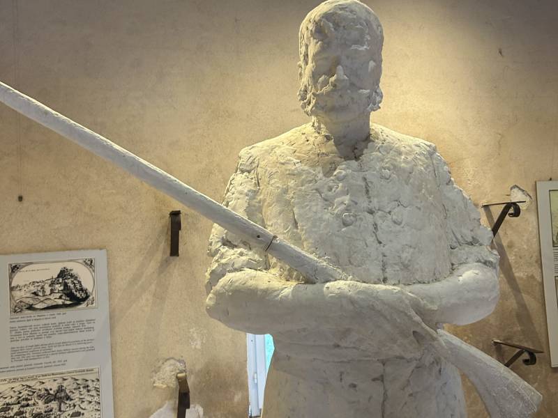 Spomenik Petru Kružiću