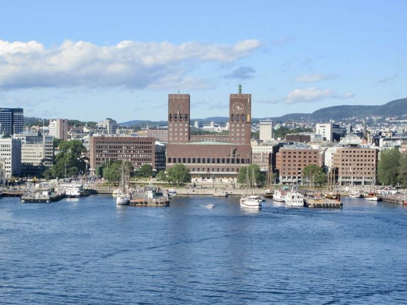 38EA6864-1B3A-4154-BC30-DC3560407DC3