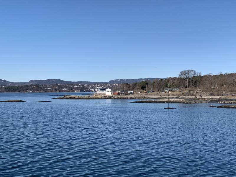 6A324A79-C968-46B2-9F0F-F83210857300