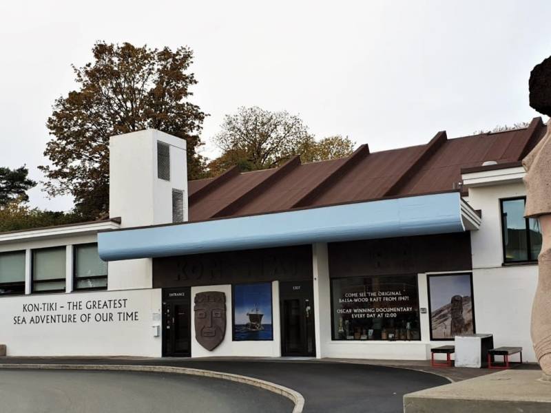 D97D9762-2735-4E7C-B951-370589A1FFA4