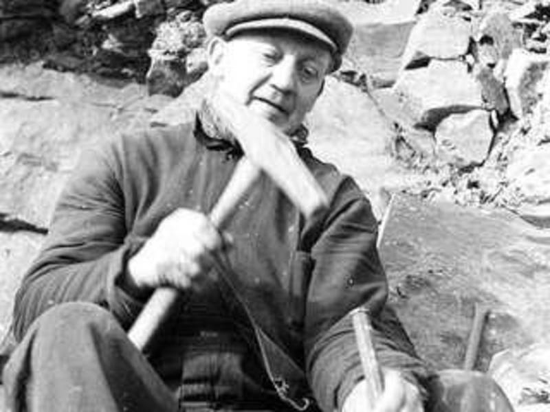 Wilse mann med slegge - Oslo 1942