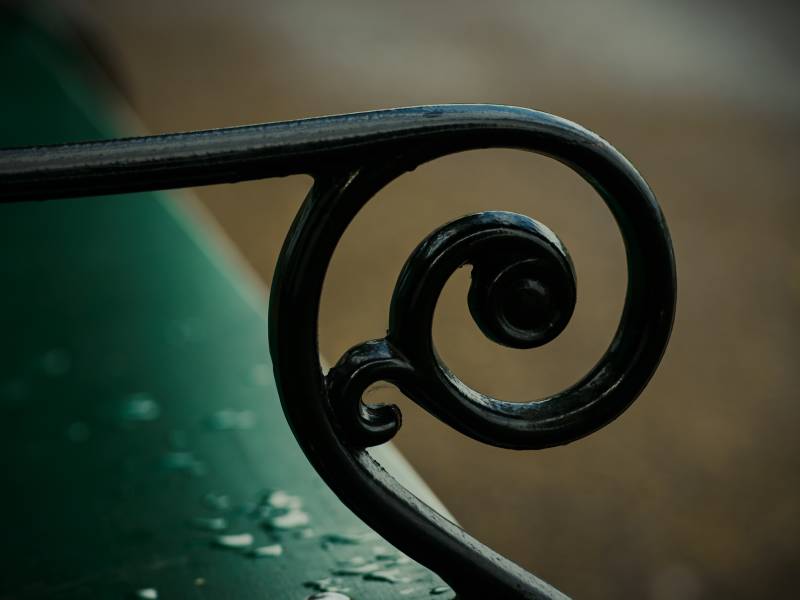 Bergensbanen benk nærbilde