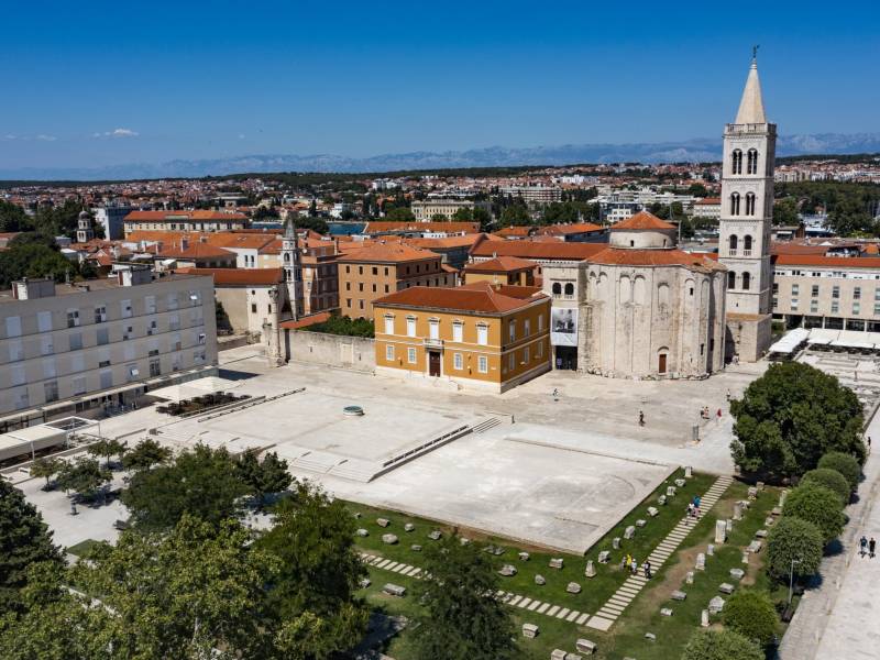 Nadbiskupska palača