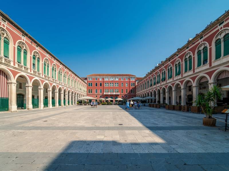 Prokurative (Trg Republike)