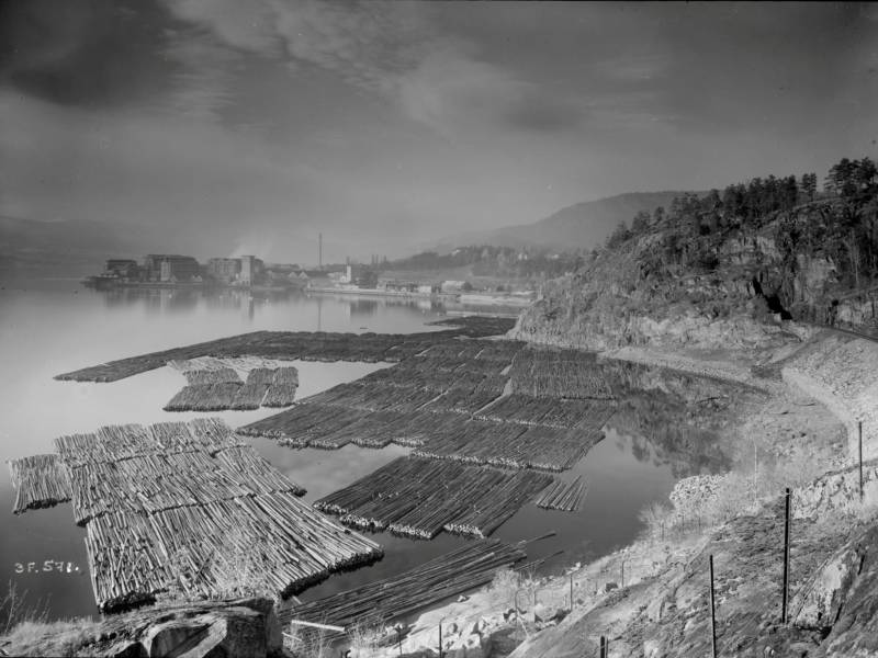 Tømmerfløting 1940
