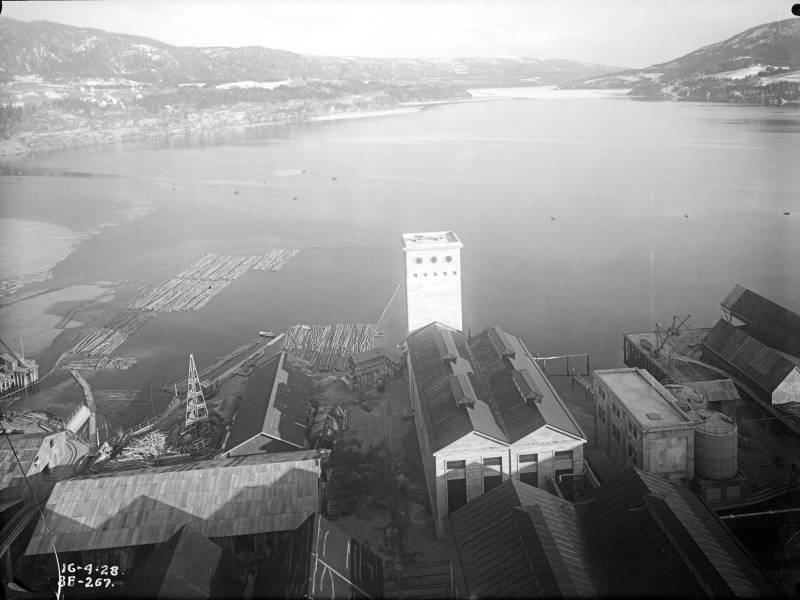 Tømmerfløting 1928 på Heddalsvannet