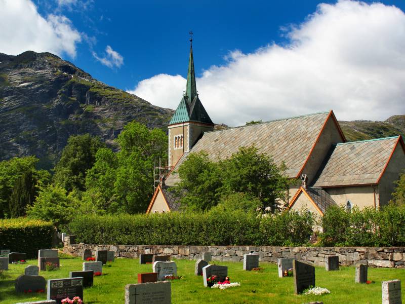 ullensvang kirke