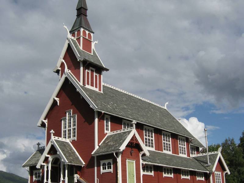 Veøy kirke