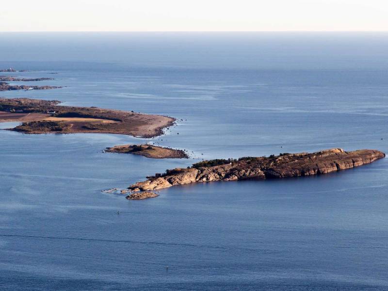 På andre siden av fjorden