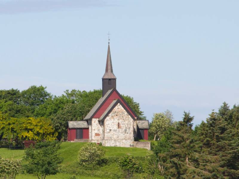 Edøy gamle kirke