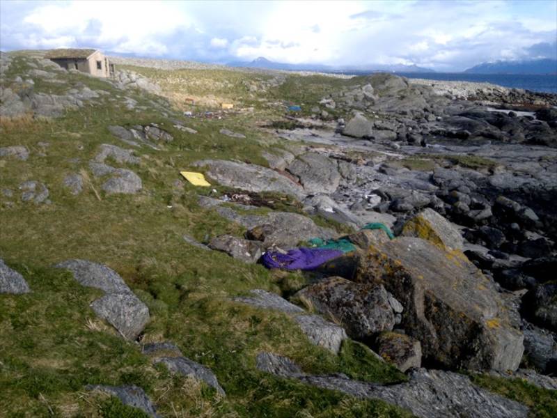 14 Holmen med steinrøysa 3