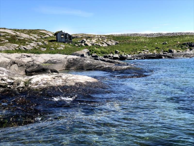 14 Holmen med steinrøysa 2