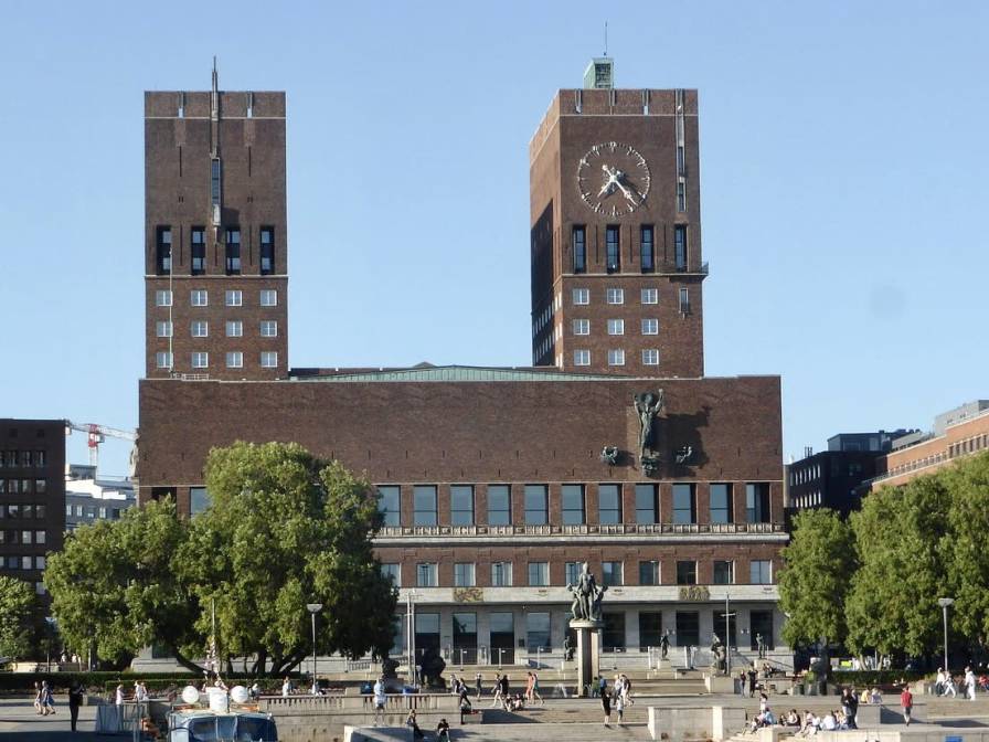 1095BD4A-0558-46BF-8BCE-E23B7C4316D9