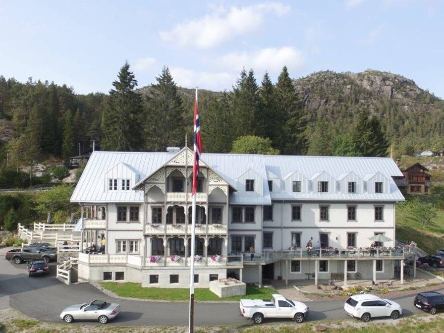 Eikerapen Gjestegard