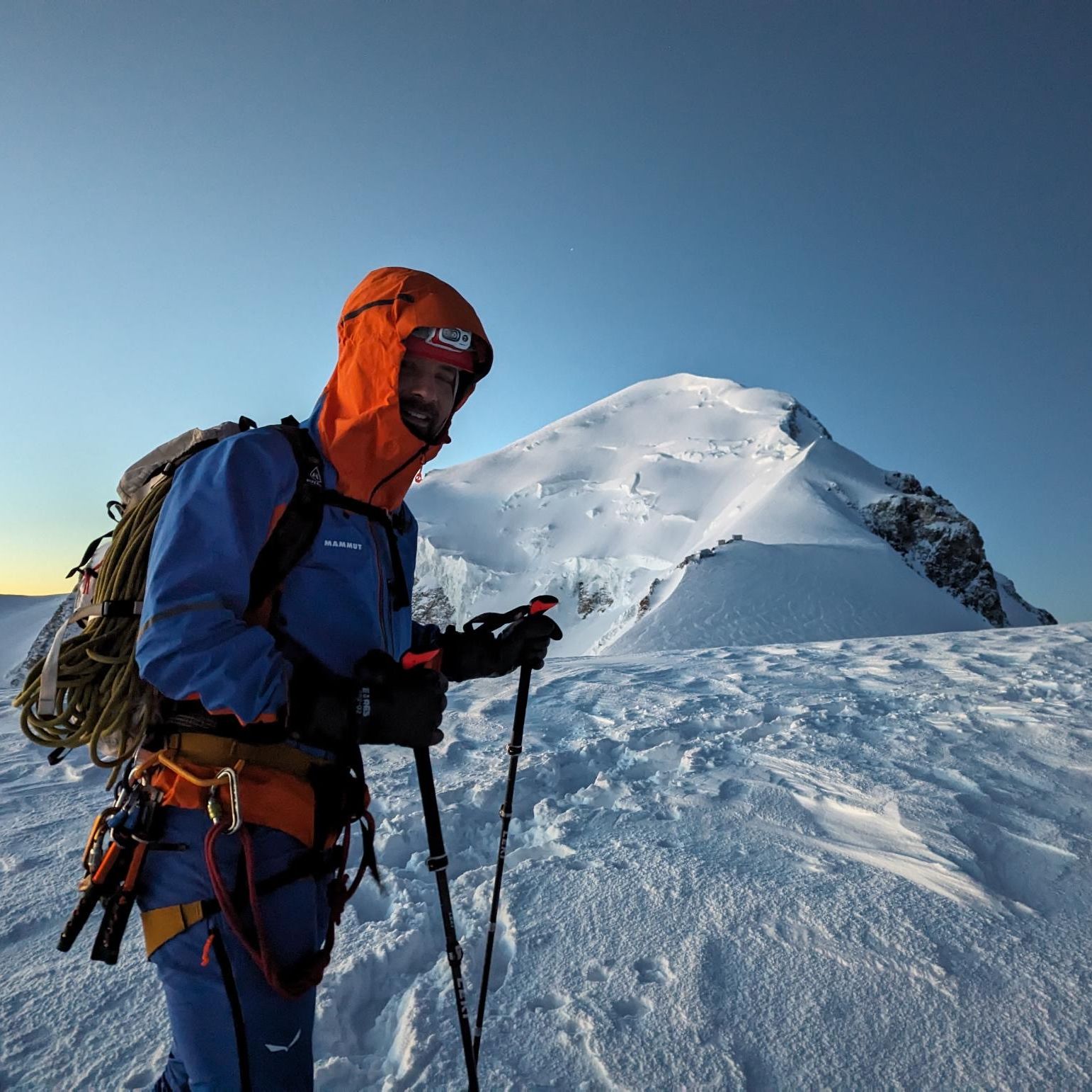 Expert reviews of Mammut Men's Nordwand Pro HS Hooded Jacket