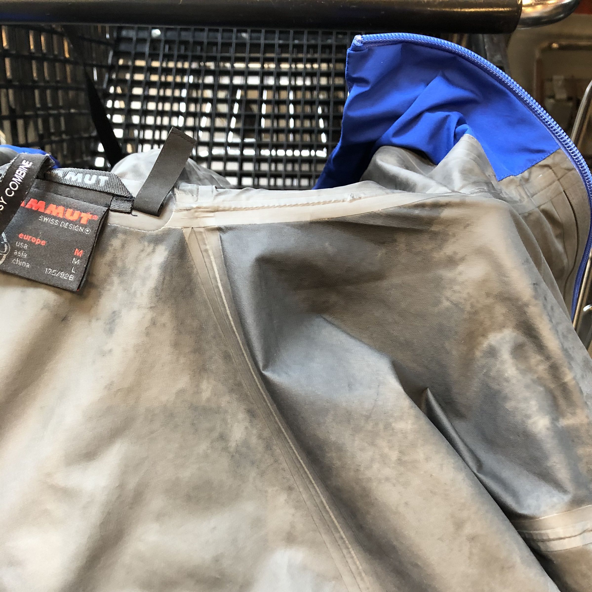 Expert reviews of Mammut Convey Tour HS Hooded Jacket Men Expert reviews of Mammut Convey Tour HS Hooded Jacket Men