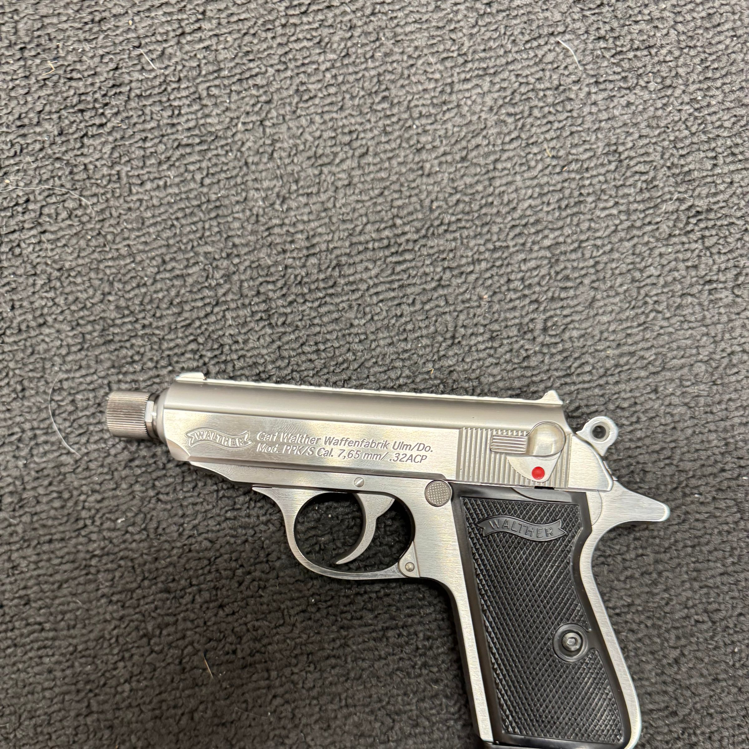 Expert review of Walther PPK/S SD .32 ACP Stainless | ExpertVoice