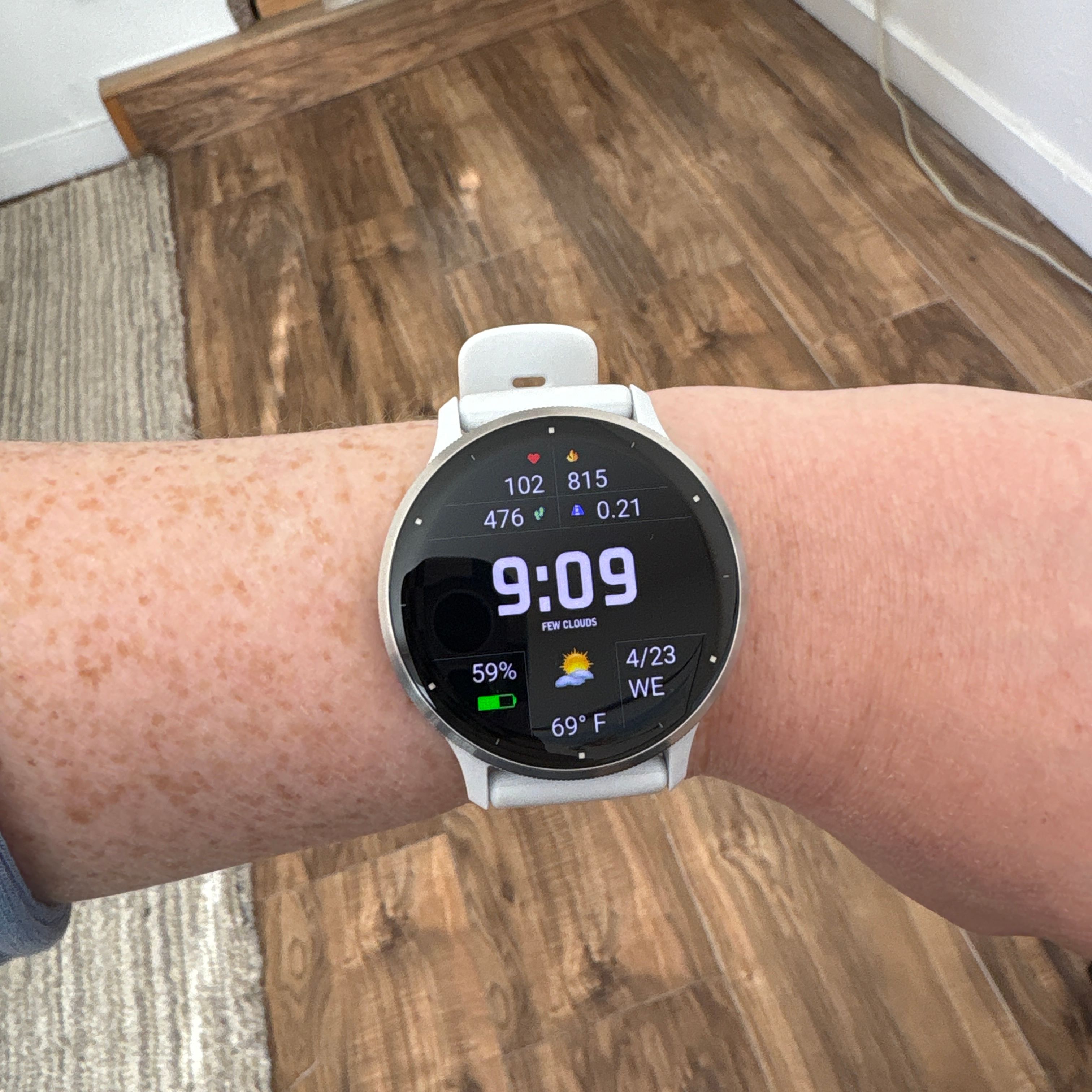時計 GARMIN Venu 3S French Gray/Cream Gold Garmin Venu 3S Smartwatch 41mm Soft Gold Stainless Steel