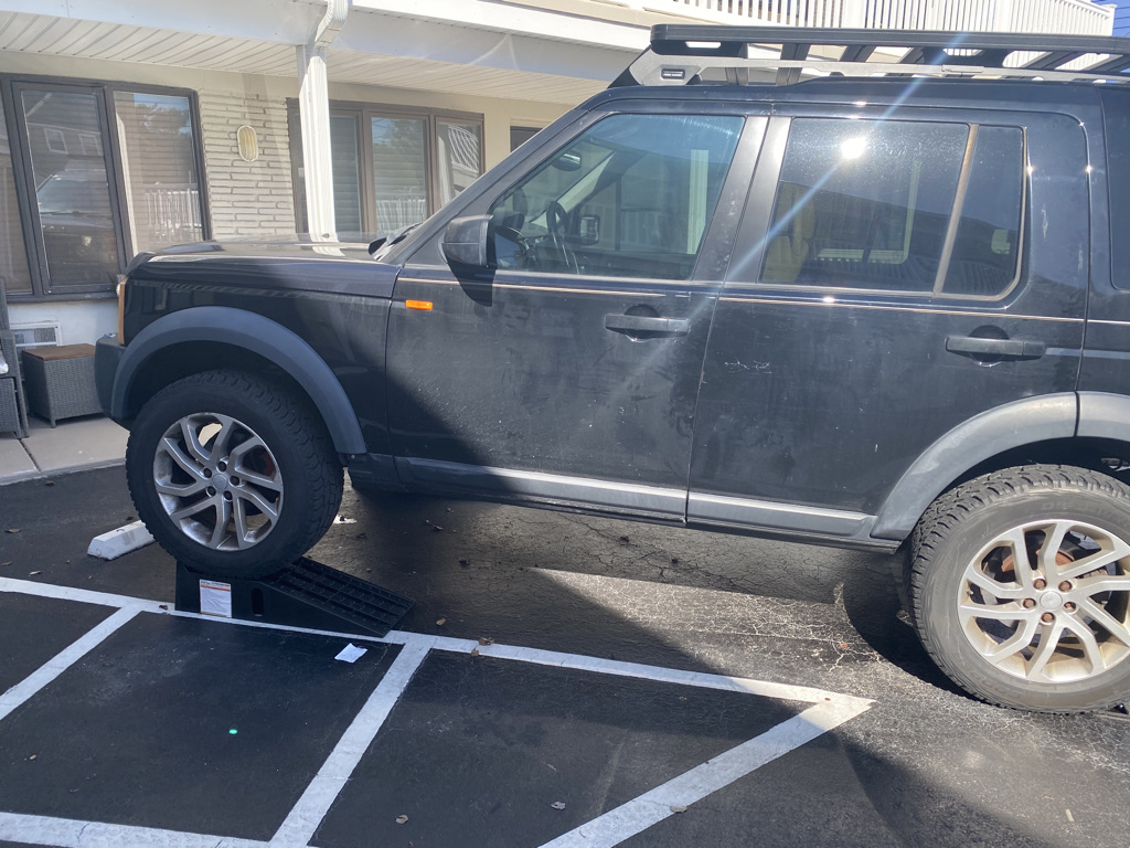 Front Runner Land Rover Disco 3/4 Ladder — Offroad and More
