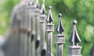 Home - Residential & Commercial Fence Contractors in St. Louis