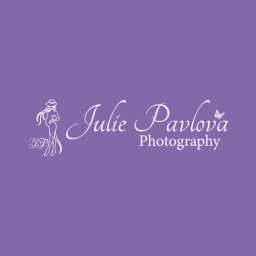 Julie Pavlova Photography logo