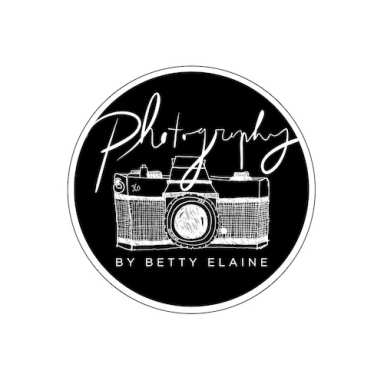 Photography by Betty Elaine logo